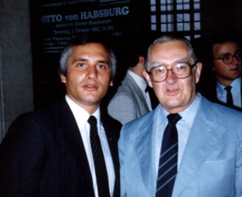 Michael G. Möhnle und Dr. Heinrich Aigner, der Chefkontrolleur der EG